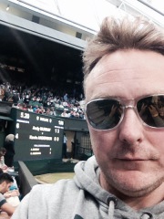 Richard Branson Wimbledon Crowd Wave